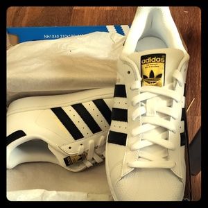 Womens Adidas size 8